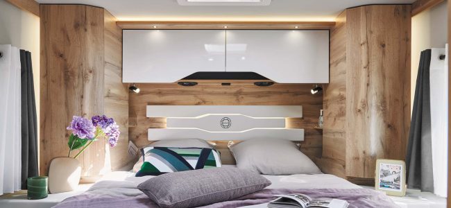 Chambre d'un camping-car le Voyageur 7.5 CF eterna.