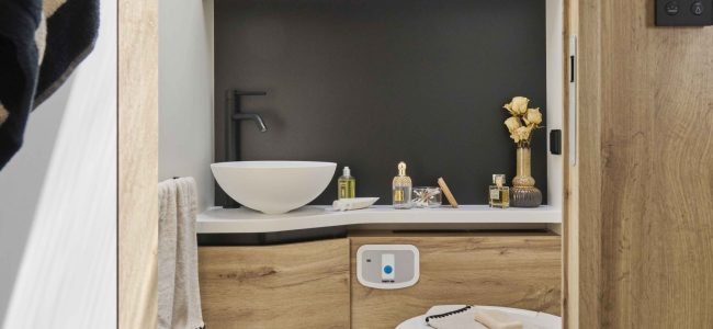 salle de bain camping car luxe le voyageur avec vasque en résine